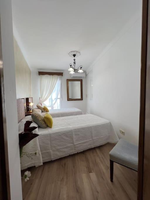 Casa Azalea - Nuevo Alojamiento En Setenil De Las Bodegas Zewnętrze zdjęcie